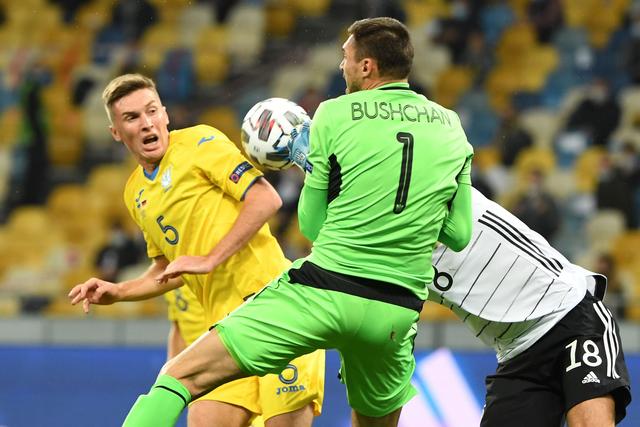 宫鲁鸣：不是体测出问题了 是运动员出问题了